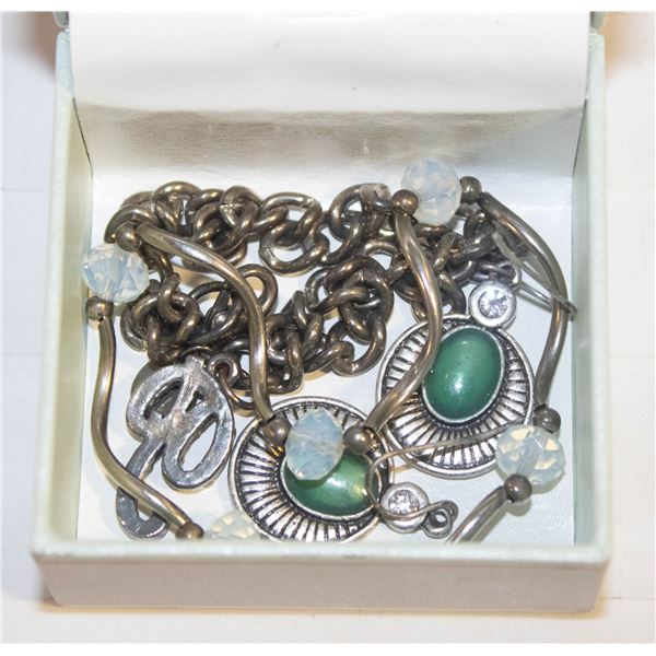 ESTATE OPALESCENT CRYSTAL NECKLACE, EARRINGS &