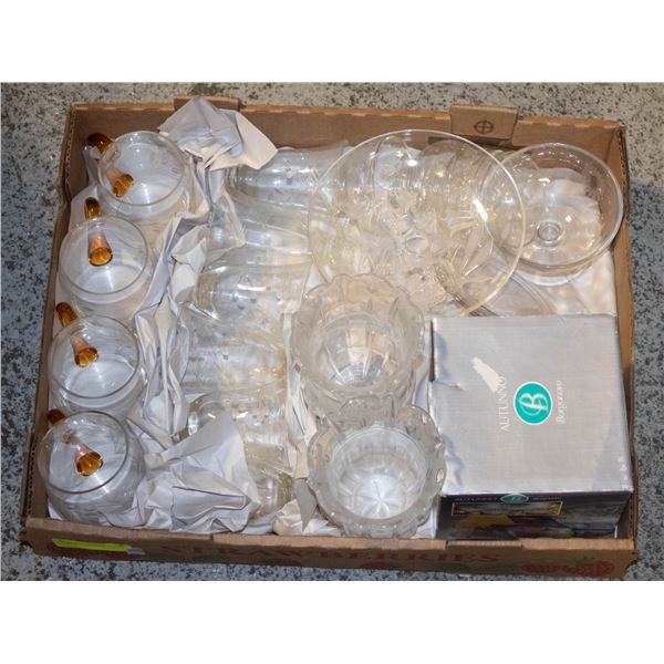 VINTAGE GLASSWARE & VASES- LOT OF 18 ASSORTED