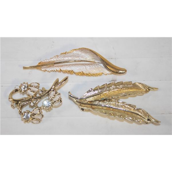 LOT OF 3 VINTAGE BROOCHES AS IS