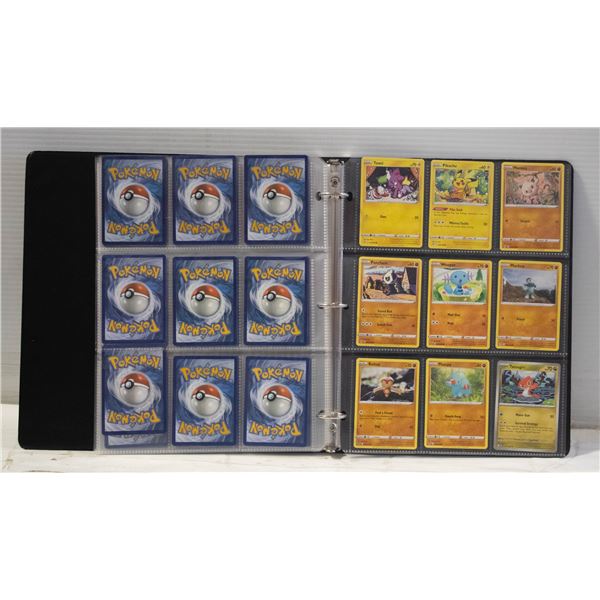 BINDER POKEMON COLLECTOR CARDS