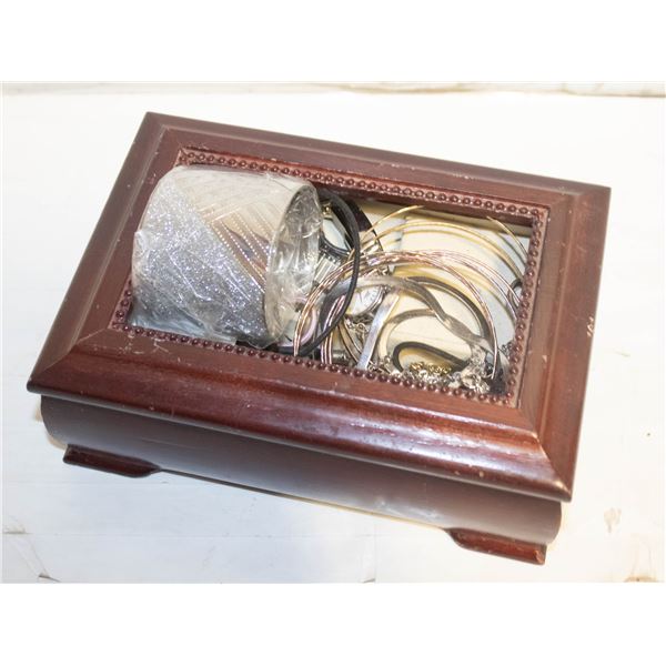 JEWELRY BOX