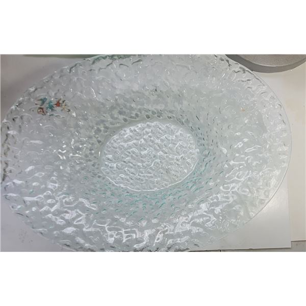 2) BUBBLE GLASS 12" X 17" PLATTER, HAS A SUBTLE