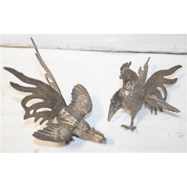 SET OF 2 FIGHTING BRASS ROOSTERS