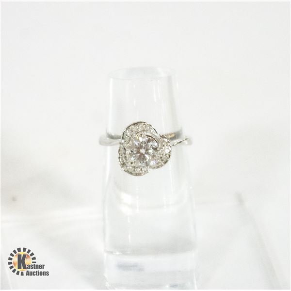 14 KARAT WHITE GOLD DIAMOND & MOISSANITE RING