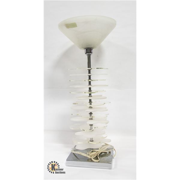 DECORATIVE MULTI-TIER DESIGN CHROME &