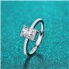 Image 4 : 1.0 CT EMERALD CUT MOISSANITE RING
