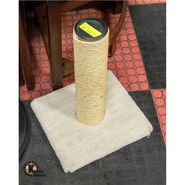 CAT SCRATCHING POST 17" HIGH