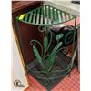 Image 1 : GREEN METAL FLOWER STAND 12" X 12" X 27"