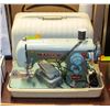 Image 1 : VINTAGE ARROW MODEL M-27Z PRECISION DELUXE SEWING