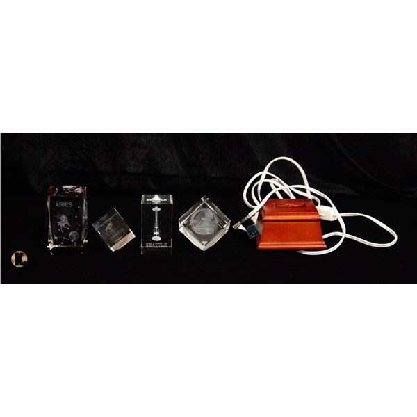 FLAT WITH CRYSTAL SQUARES AND LIGHT STAND