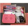 Image 1 : BOX WITH PARTY ITEMS, BIRTHDAY ITEMS, PINK