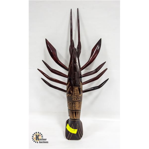 25 INCH WOODEN LOBSTER WALL DÉCOR