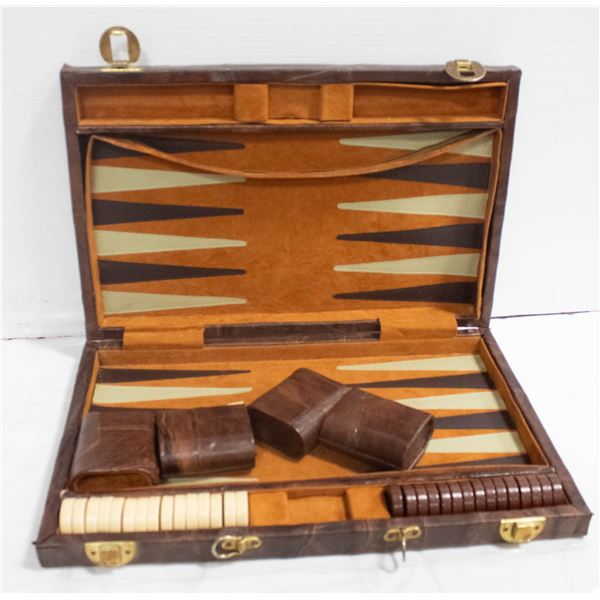 VINTAGE BACKGAMMON SET