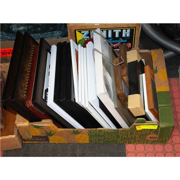 LOT OF ASSORTED PICTURE FRAMES
