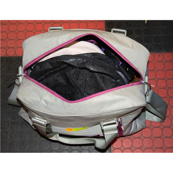 BENCH WORKOUT BAG FILLED WITH LADIES PURSES