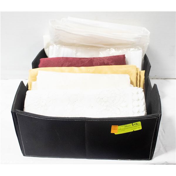 BROWN STORAGE CONTAINER WITH 7 CLOTHING