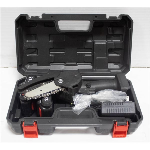 SMALL HANDHELD MINI CHAINSAW WITH TWO BATTERIES