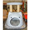 Image 1 : USED CAT HOUSE/SCRATCHER