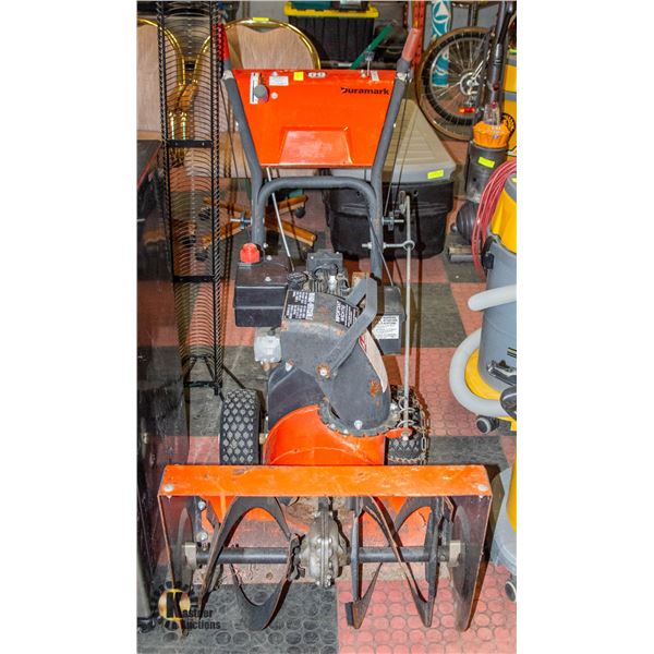 5HP GAS POWERED SNOW BLOWER - NEEDS CABLE