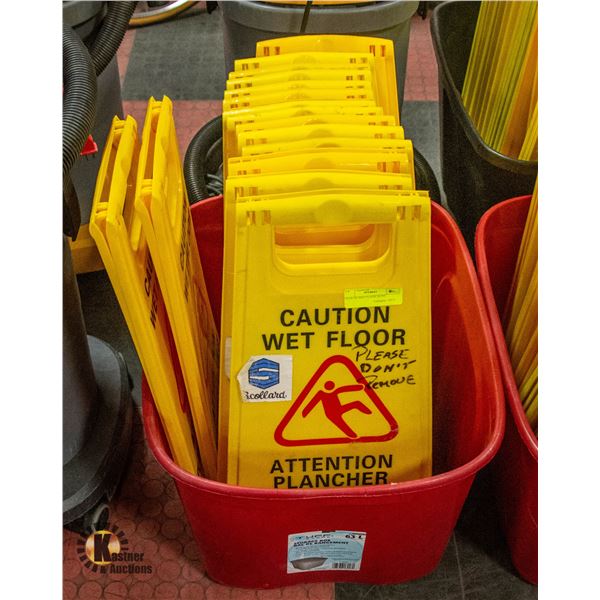 TOTE OF WET FLOOR SIGNS