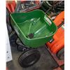Image 1 : SCOTTS TURF BUILDER FERTILIZER SPREADER