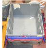 Image 1 : HEAVY DUTY NESTING STACKABLE TOTES