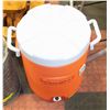 Image 1 : 20 LITRE RUBBERMAID WATER CONTAINER