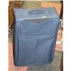 Image 1 : CLAIBORNE 2PC LUGGAGE SET