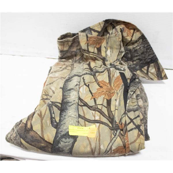 MENS XL CAMOFLOUGE ONE PIECE COVERALLS