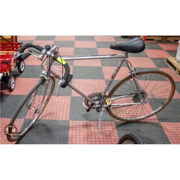 DELTA RALEIGH ROAD BIKE