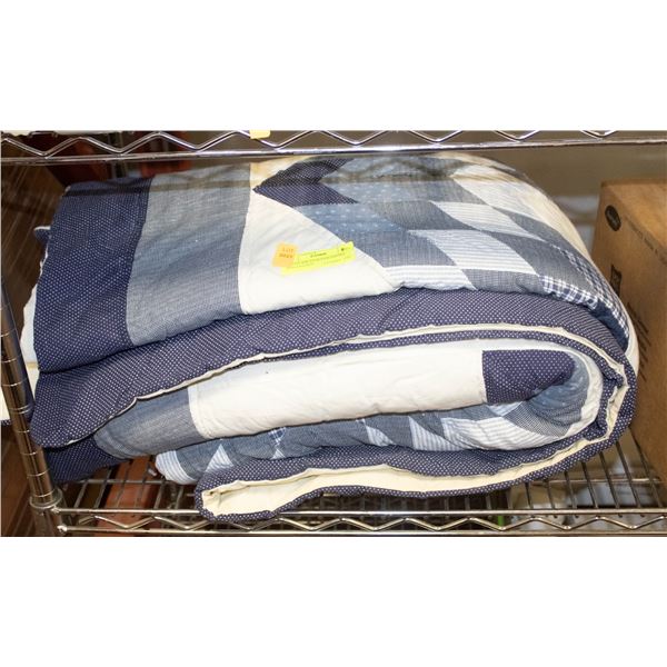 QUEEN SIZE STAR PATCHWORK QUILT-ESTATE