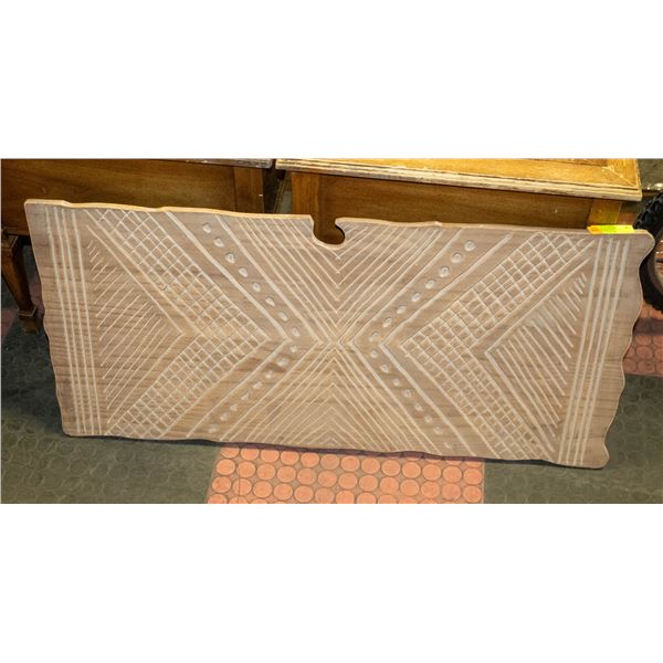 DECORATIVE WALL PANEL