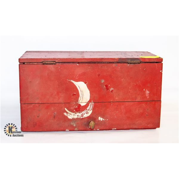 WOOD TOOL CHEST 18"X10"X6"