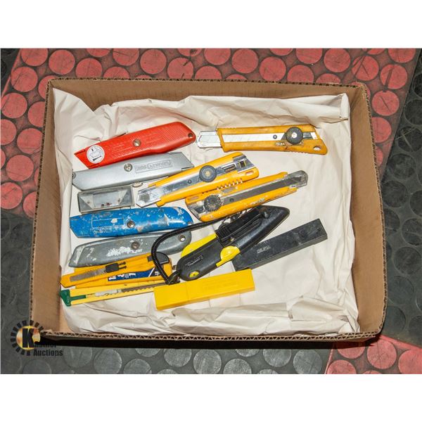 BOX WITH 10 VARIOUS KNIVES WITH NEW BLADES,