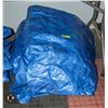 Image 1 : LARGE BLUE TARP