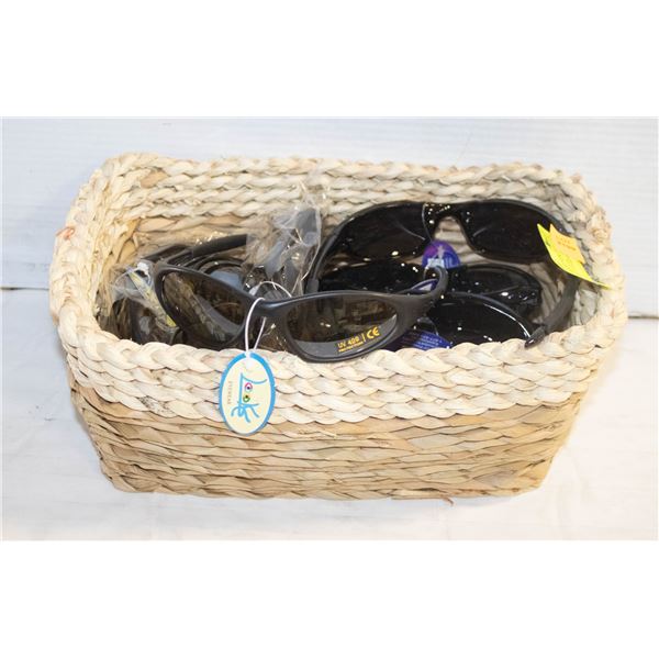 BUNDLE OF 12 BRAND NEW SUNGLASSES WITH UV400