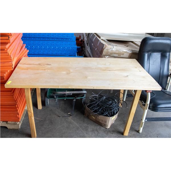 LARGE WOODEN TABLE WITH SCREW LEGS 61 X 29 INCHES