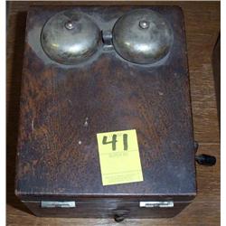 "Weis" Crank Phone Box