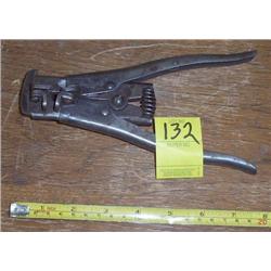 Easy Wire Stripper Pat#2,179,581