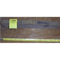12" Wooden Level