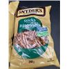 Image 2 : Snyders Sticks Prezels (5 x 240g)