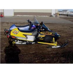 2000 Ski Doo MXZ 600
