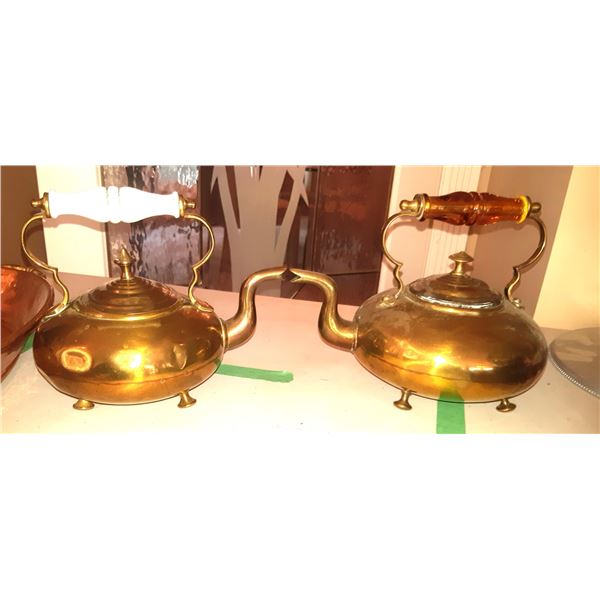 Brass tea pots A