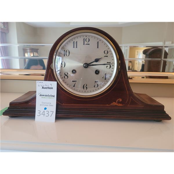 Vintage Mantle Clock A