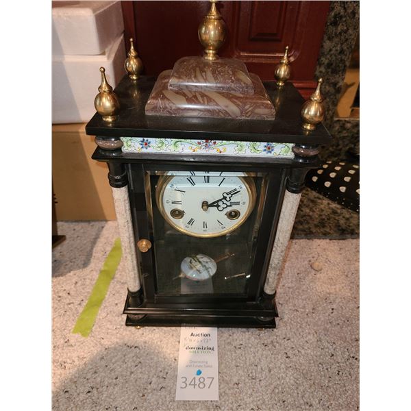 Vintage Style Keyed Clock A
