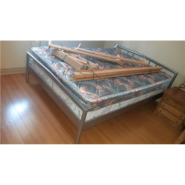 Queen Bed Frame A