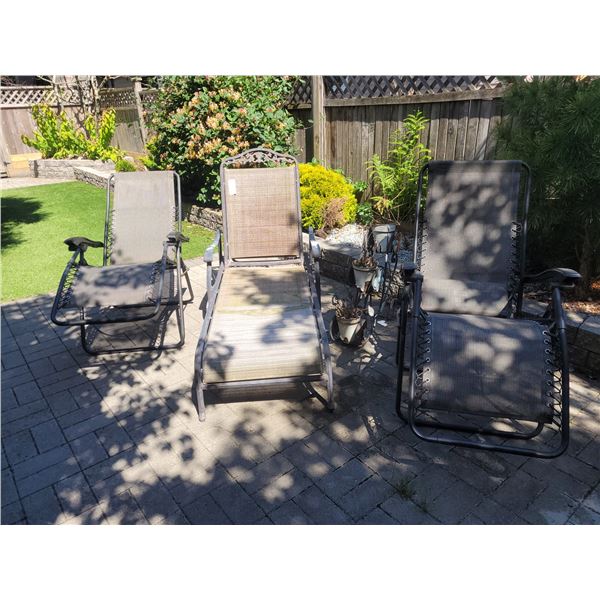 Patio Loungers C