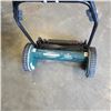 Image 2 : YARDWORKS 14" PUSH MOWER