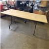 Image 1 : 4' X 6' FOLDING TABLE