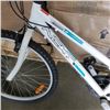 Image 2 : WHITE NEXT BIKE